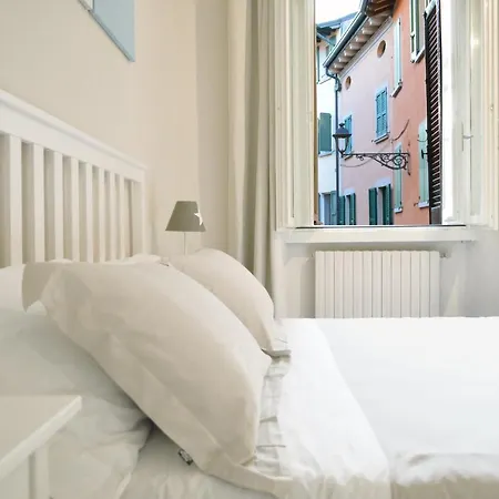 Stella House Tatil Evi Desenzano del Garda