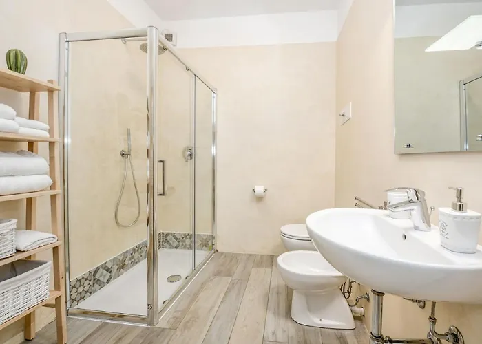בית נופש Stella House דסנזאנו דל גארדה